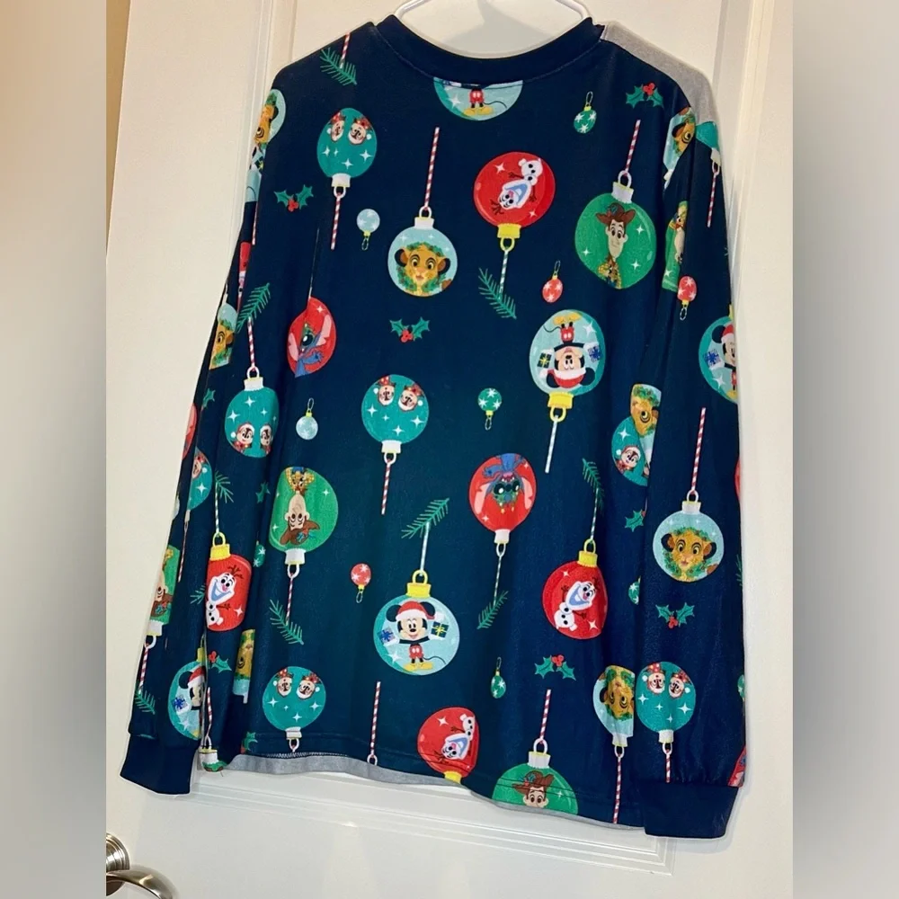 Disney Holiday Pajama Top Gray and Blue Characters Size L - Picture 3 of 3